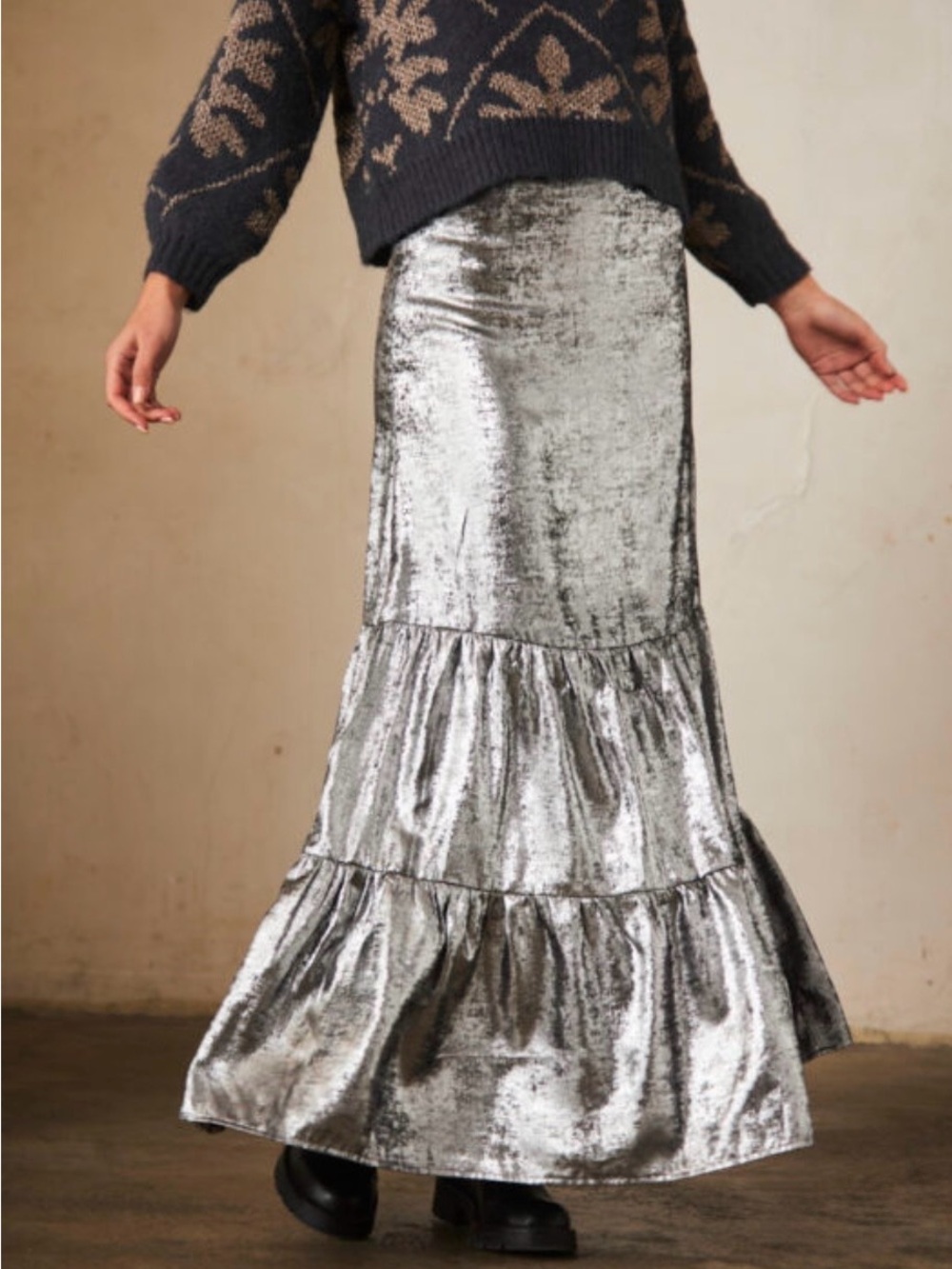 NKN Nekane Silver Metallic Tiered Maxi Skirt (EU Large | US 8/10)